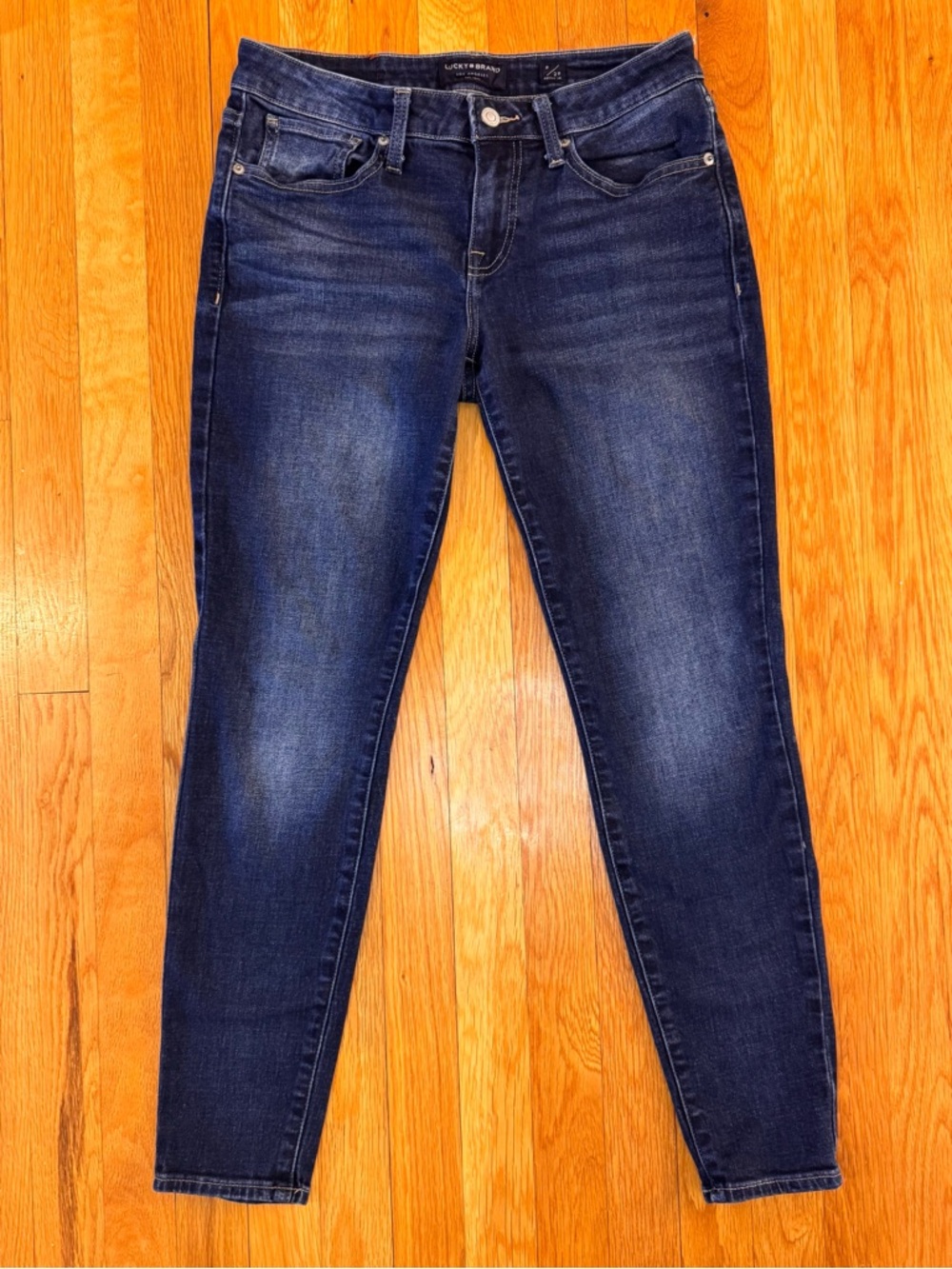 Lucky Brand Women's Skinny Jeans in Dark Blue Wash